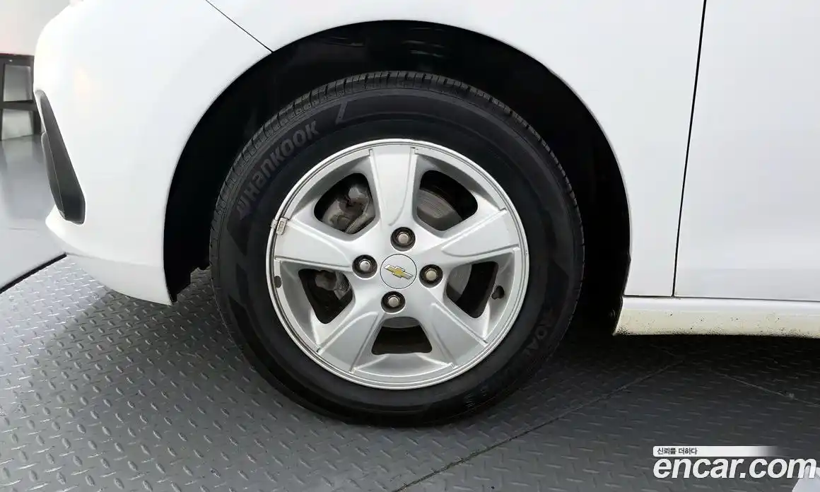 Chevrolet Spark 2017 1.0 Автомат в Москве № 935548, фото 5