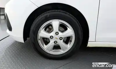 Chevrolet Spark 2017 1.0 Автомат в Москве № 935548, миниатюра 5