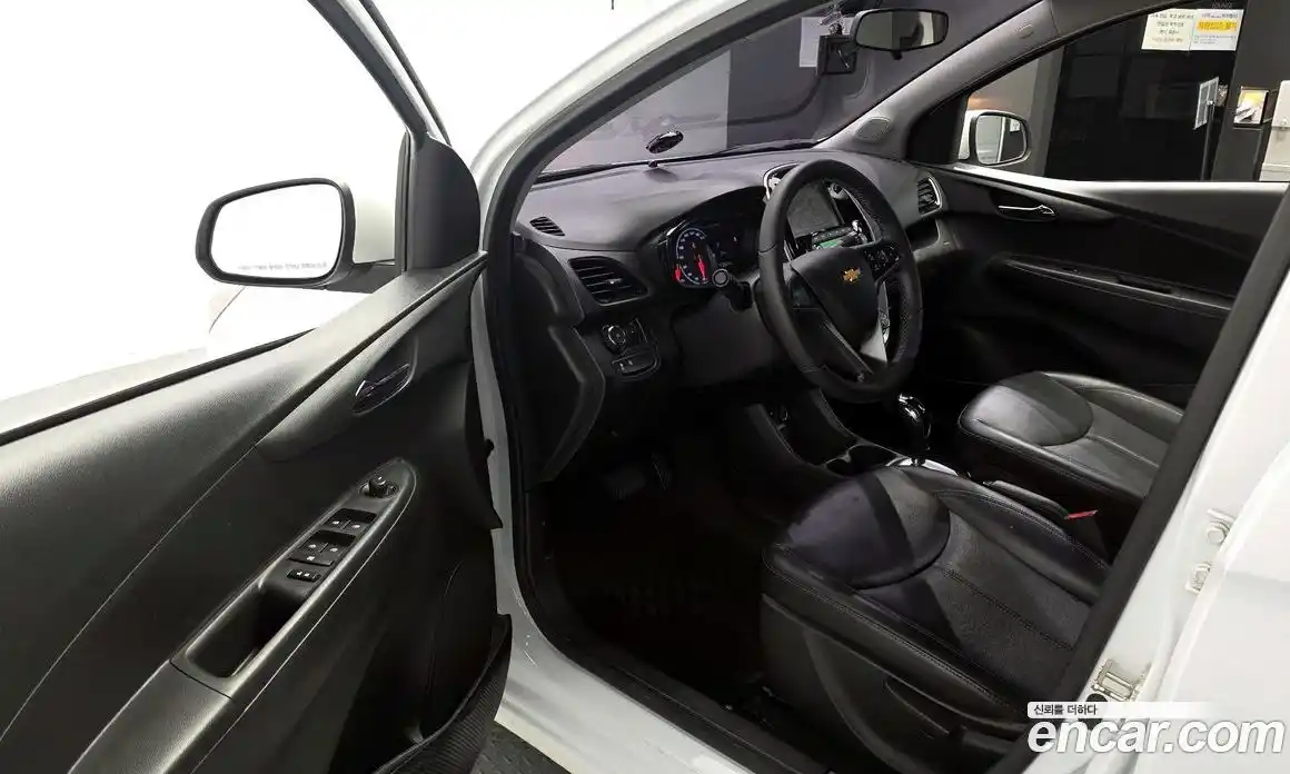 Chevrolet Spark 2017 1.0 Автомат в Москве № 935548, фото 10