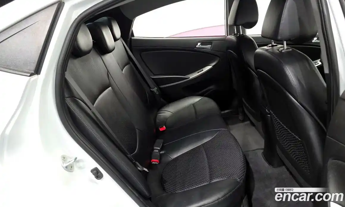 Hyundai Accent 2019 1.4 гидро в Москве № 928012, фото 12