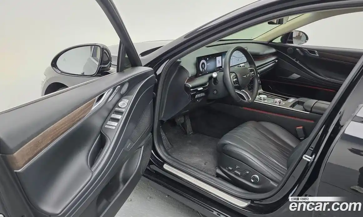 Genesis G80 2024 2.5 Автомат в Москве № 930526, фото 10