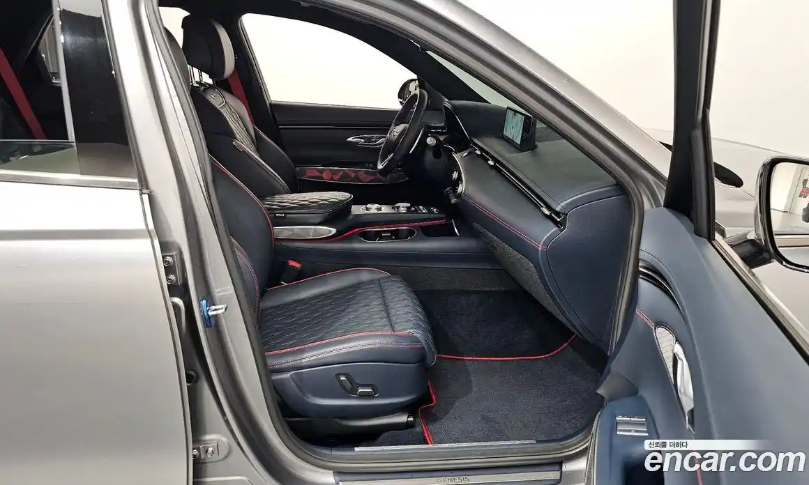 Genesis GV70 2021 2.5 Автомат в Москве № 931003, фото 11