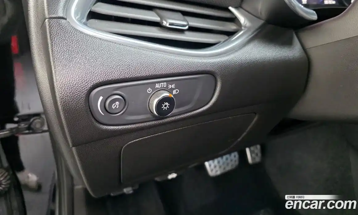 Chevrolet Malibu 2019 2.0 Автомат в Москве № 936489, фото 16