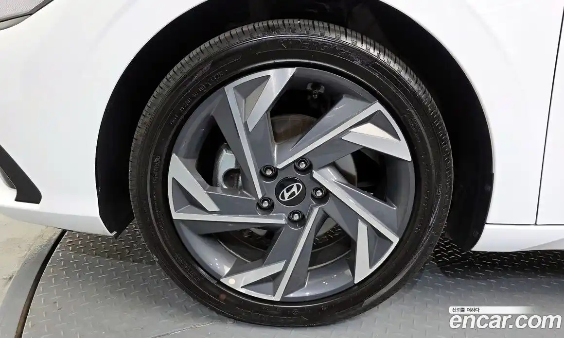 Hyundai Avante 2025 1.6 Автомат в Москве № 926145, фото 5