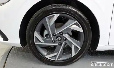 Hyundai Avante 2025 1.6 Автомат в Москве № 926145, миниатюра 5