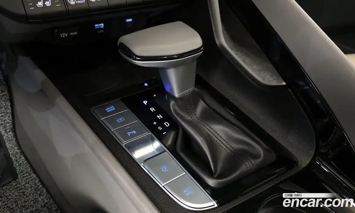 Hyundai Avante 2025 1.6 Автомат в Москве № 926145, фото 9