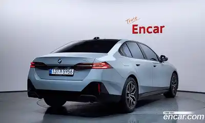 BMW 5-Series 2025 2.0 гидро в Москве № 930352, миниатюра 2