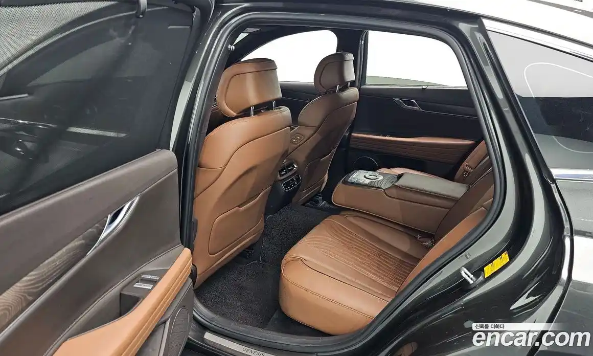 Genesis G80 2022 2.5 Классический в Москве № 931012, фото 12