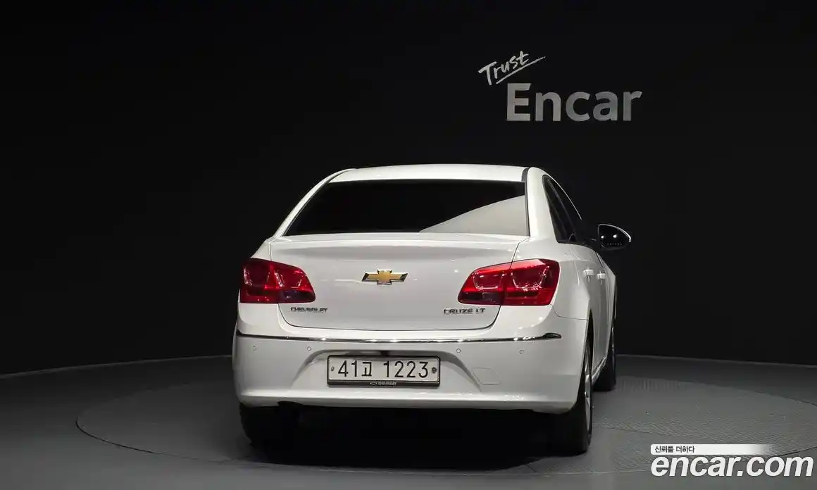 Chevrolet Cruze 2015 1.8 Автомат в Москве № 934352, фото 4