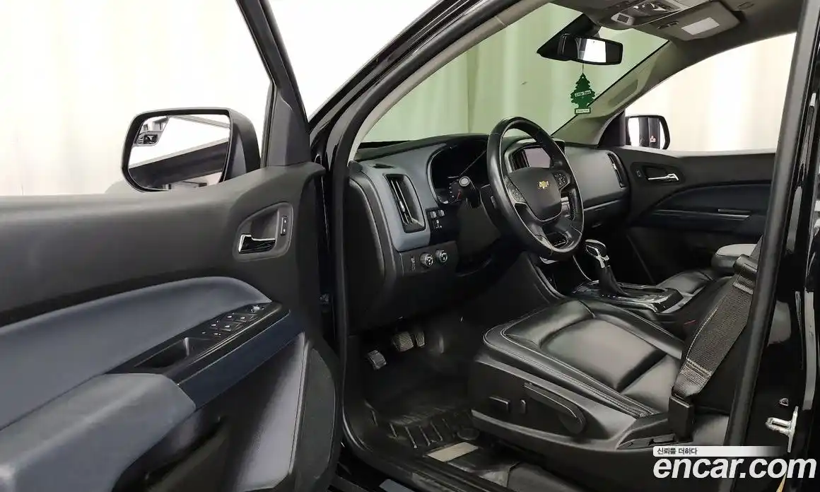 Chevrolet Colorado 2022 3.6 Автомат в Москве № 934652, фото 9