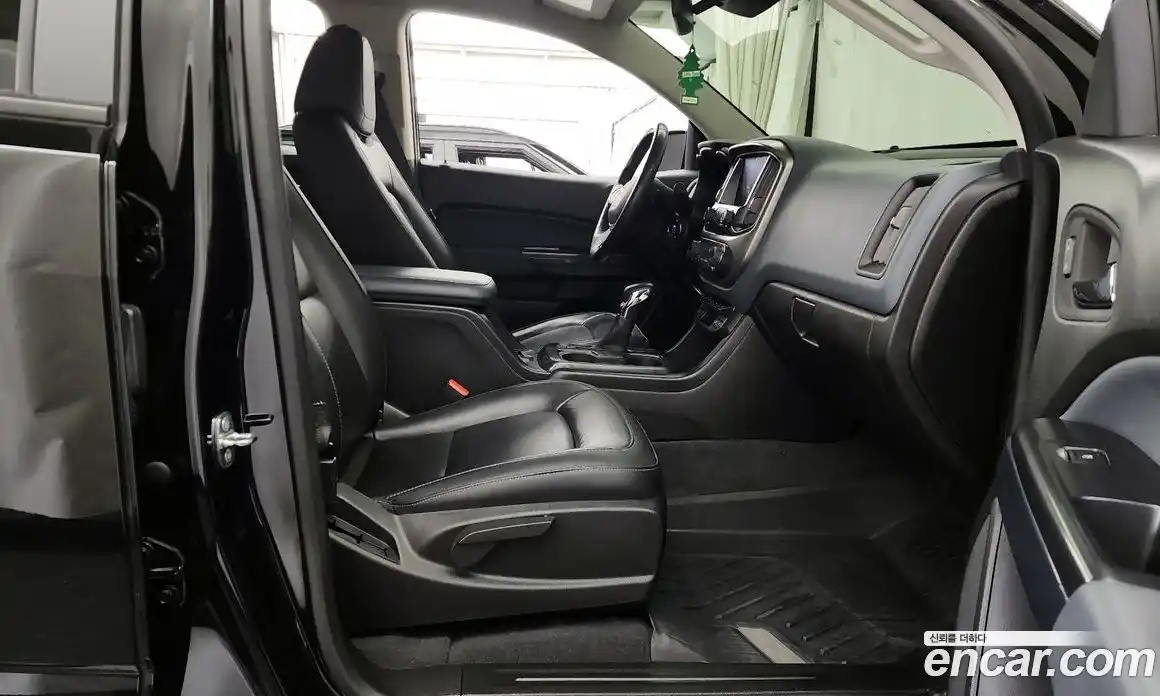 Chevrolet Colorado 2022 3.6 Автомат в Москве № 934652, фото 10