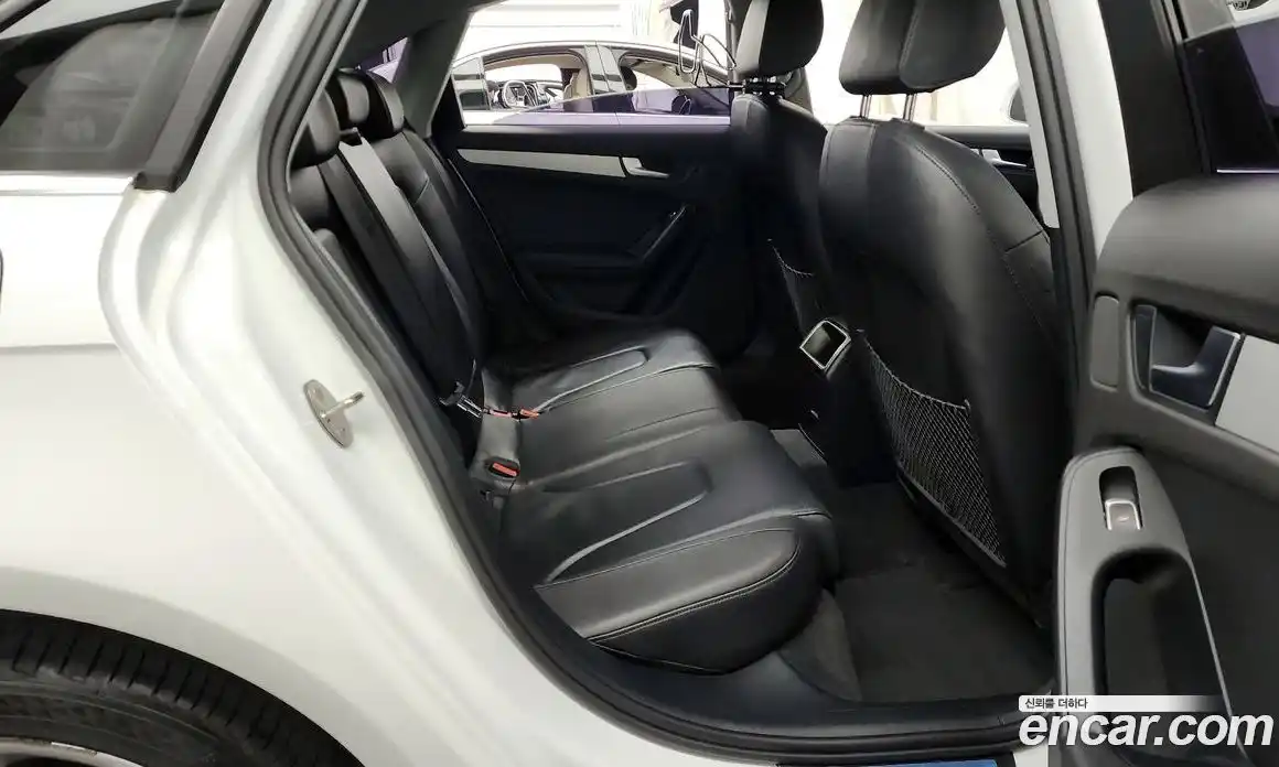 Audi A4 2015 2.0 Автомат в Москве № 1002148, фото 11