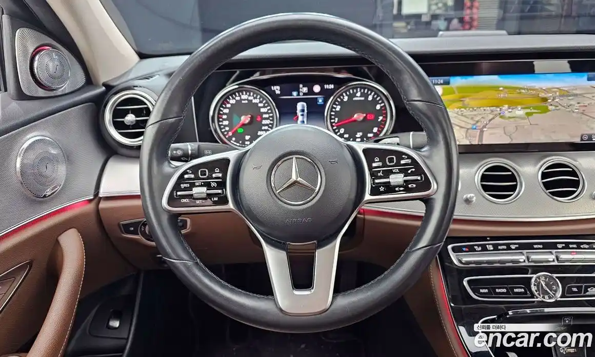 Mercedes-Benz E-Class 2018 2.0 гидро в Москве № 161397, фото 13