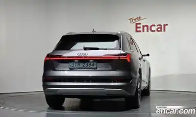 Audi e-tron 2021 0.2 гидро в Москве № 163003, миниатюра 4