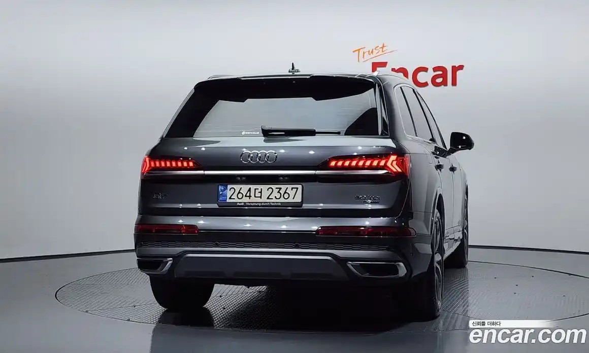 Audi Q7 2021 3.0 гидро в Москве № 163104, фото 4