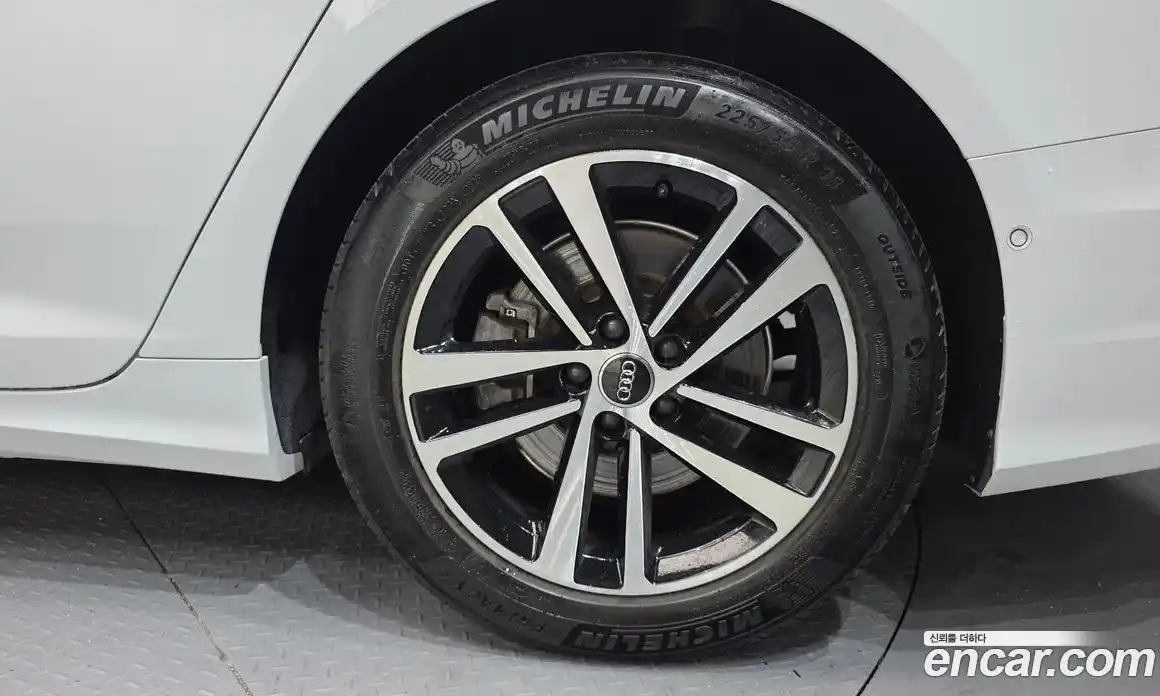 Audi A6 2019 2.0 гидро в Москве № 163248, фото 5