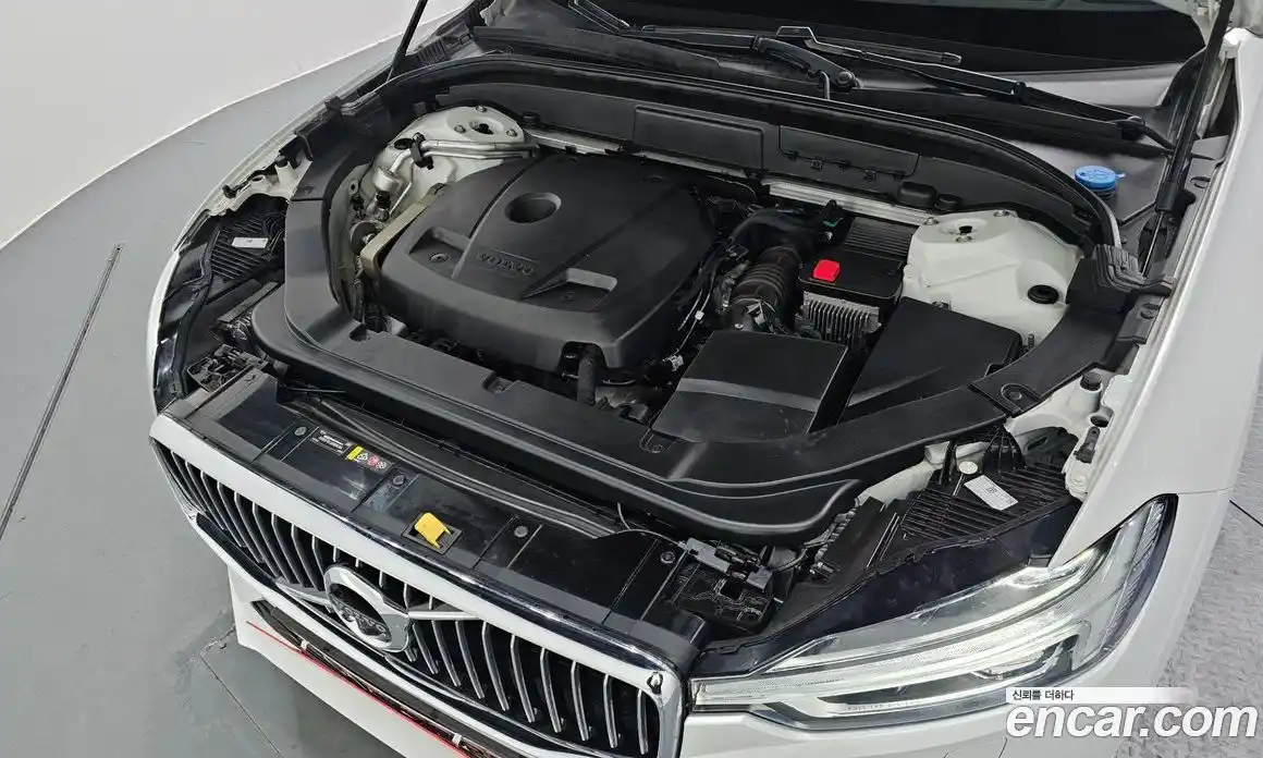 Volvo XC60 2020 2.0 гидро в Москве № 164492, фото 6