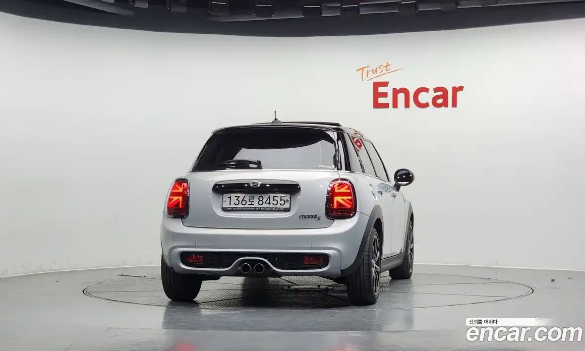Mini Cooper 2019 2.0 гидро в Москве № 167020, фото 4