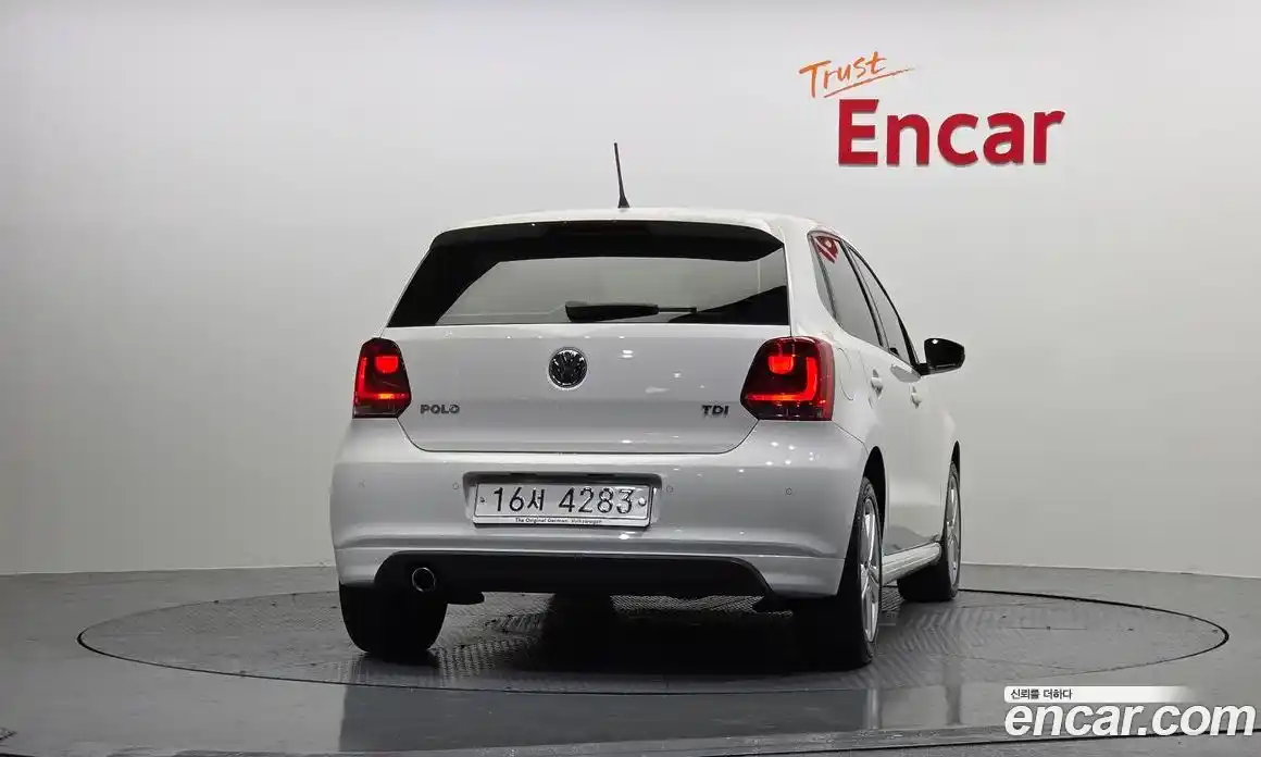 Volkswagen Polo 2013 1.6 гидро в Москве № 167207, фото 4
