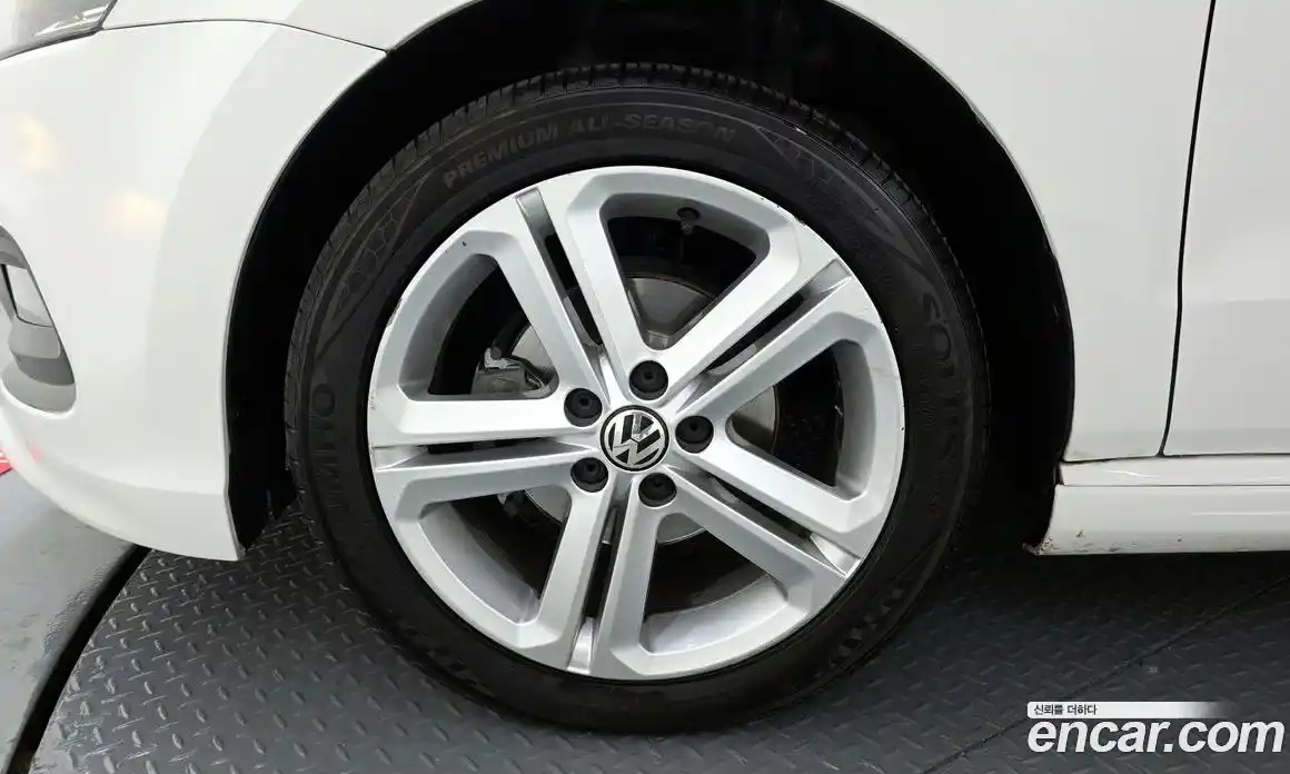 Volkswagen Polo 2013 1.6 гидро в Москве № 167207, фото 5