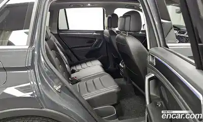 Volkswagen Tiguan 2022 2.0 гидро в Москве № 168597, миниатюра 12