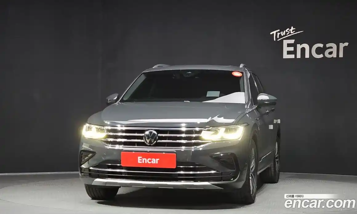 Volkswagen Tiguan 2022 2.0 гидро в Москве № 168597, фото 3