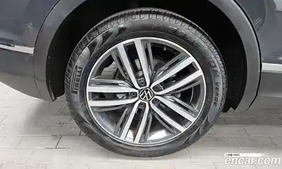 Volkswagen Tiguan 2022 2.0 гидро в Москве № 168597, миниатюра 5