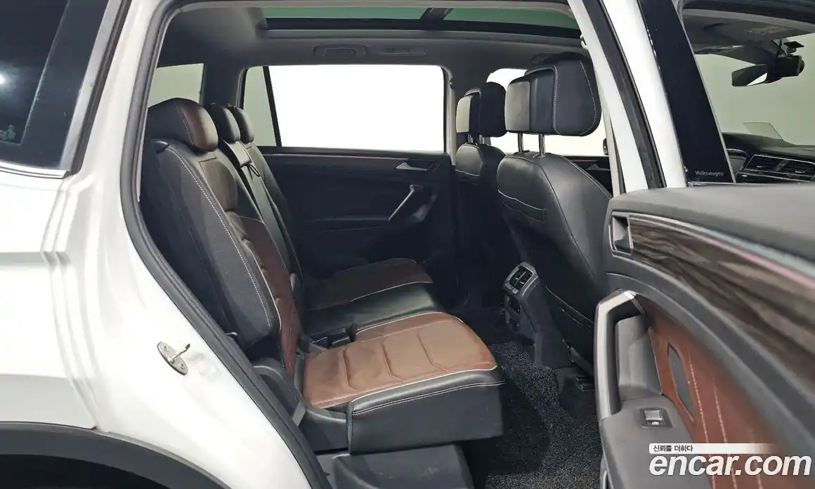 Volkswagen Tiguan 2023 2.0 гидро в Москве № 168919, фото 12
