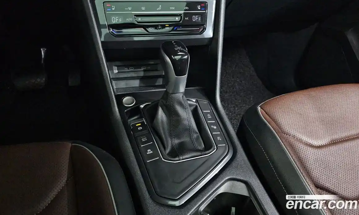 Volkswagen Tiguan 2023 2.0 гидро в Москве № 168919, фото 9
