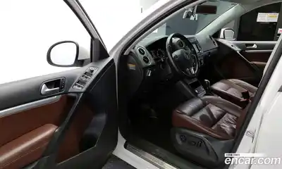 Volkswagen Tiguan 2013 2.0 гидро в Москве № 169231, миниатюра 10