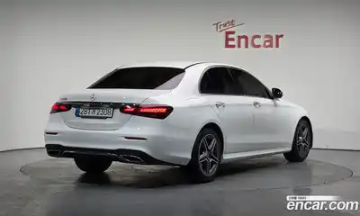 Mercedes-Benz E-Class 2022 2.0 гидро, миниатюра 2