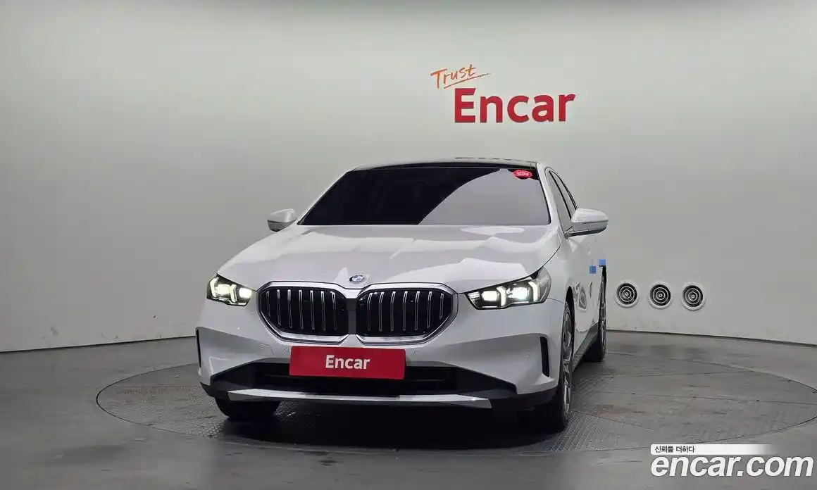 BMW 5-Series 2023 2.0 гидро в Москве № 189481, фото 3