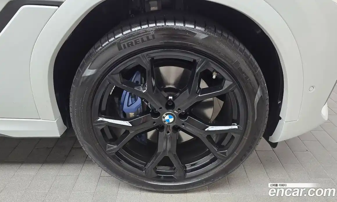 BMW X6 2023 3.0 гидро в Москве № 189952, фото 5