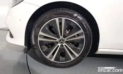 Mercedes-Benz E-Class 2020 1.9 гидро, миниатюра 5