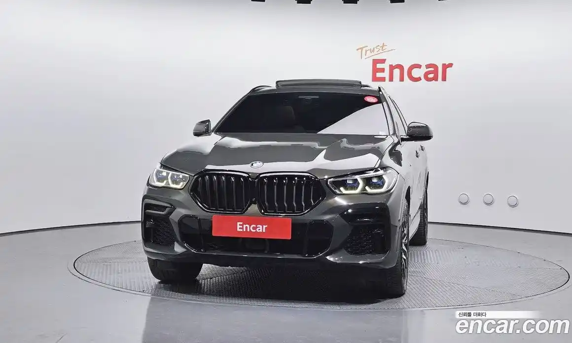 BMW X6 2023 3.0 гидро в Москве № 211437, фото 3