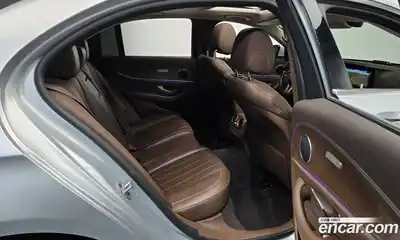 Mercedes-Benz E-Class 2019 1.9 гидро, миниатюра 12