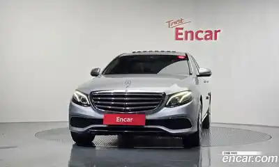 Mercedes-Benz E-Class 2019 1.9 гидро, миниатюра 3