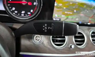 Mercedes-Benz E-Class 2019 1.9 гидро, миниатюра 9