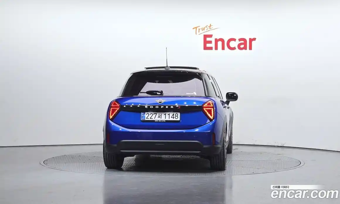 Mini Cooper 2025 2.0 гидро в Москве № 213991, фото 4