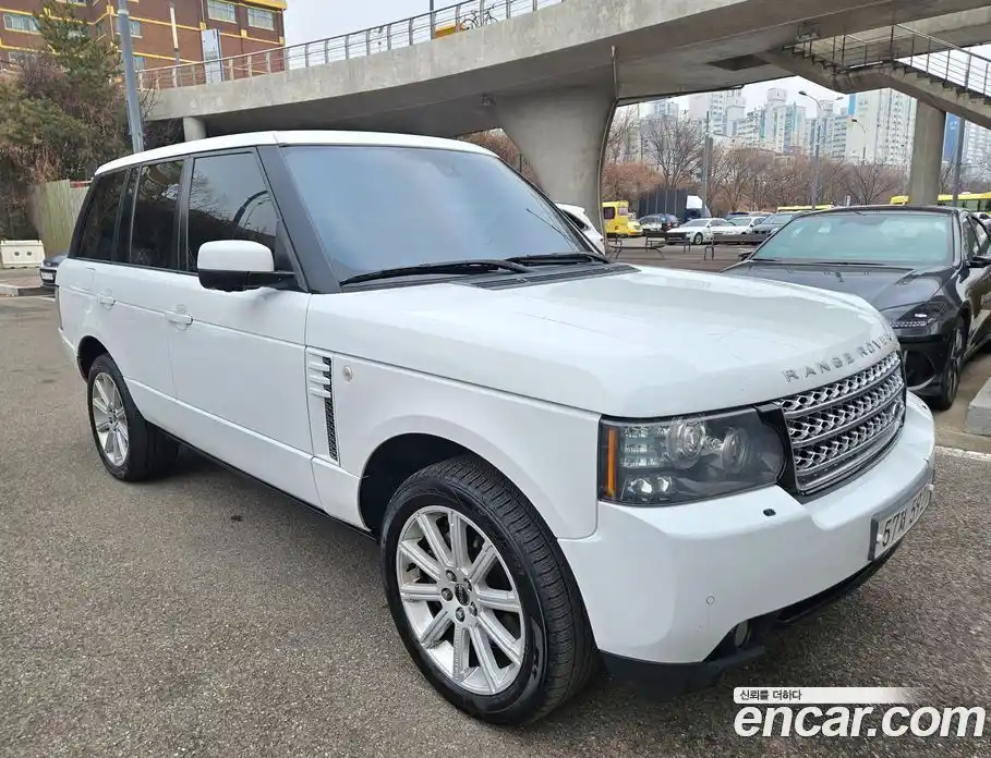 Land Rover Range-Rover 2011 4.4 гидро в Москве № 231370, фото 3