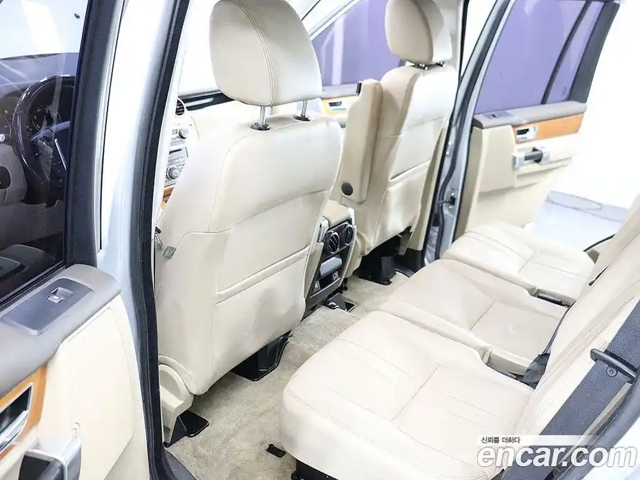 Land Rover Discovery 2013 3.0 гидро в Москве № 231371, фото 17