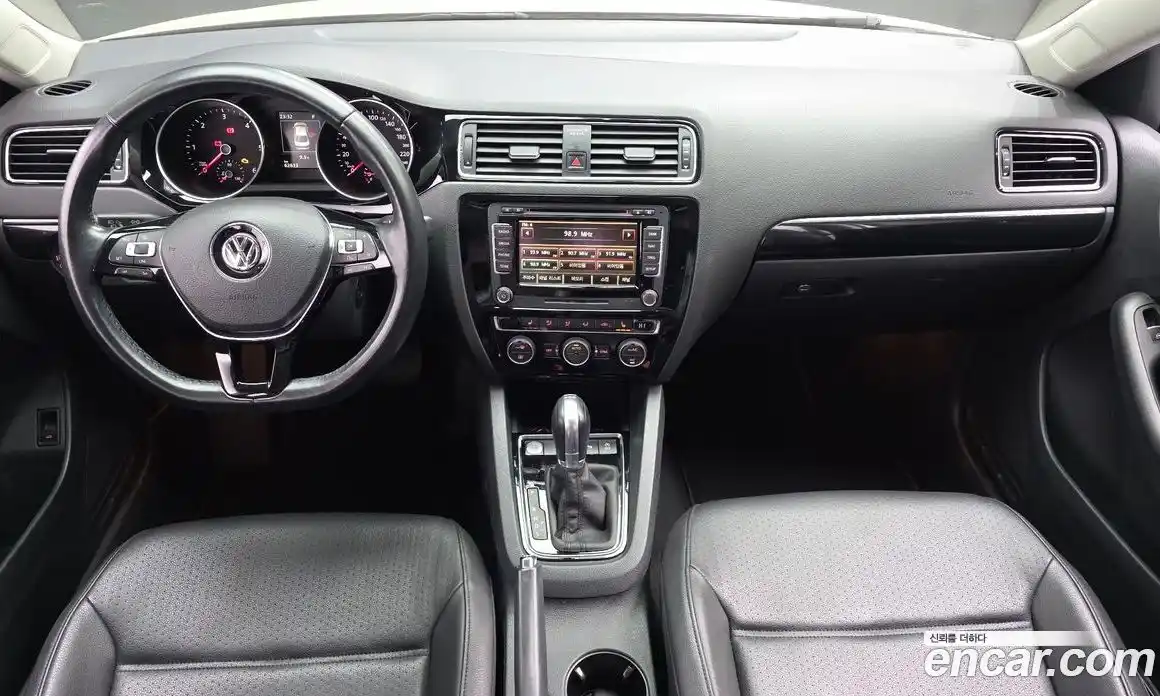 Volkswagen Jetta 2015 2.0 гидро в Москве № 232148, фото 7