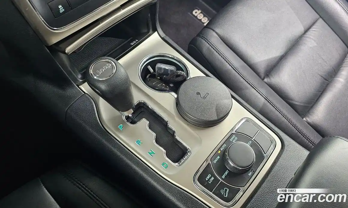 Jeep Cherokee 2011 3.6 гидро в Москве № 232282, фото 9