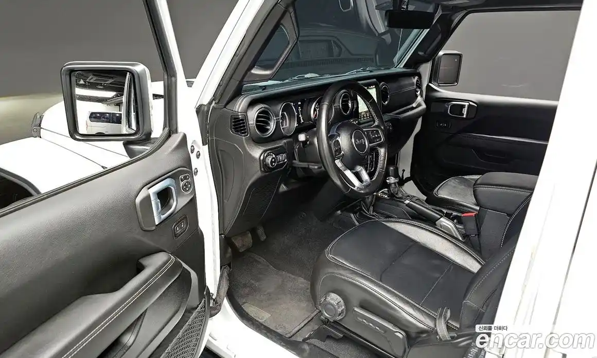 Jeep Wrangler 2021 2.0 гидро в Москве № 232425, фото 11
