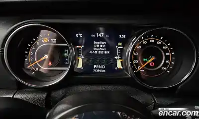 Jeep Wrangler 2021 2.0 гидро в Москве № 232425, миниатюра 8