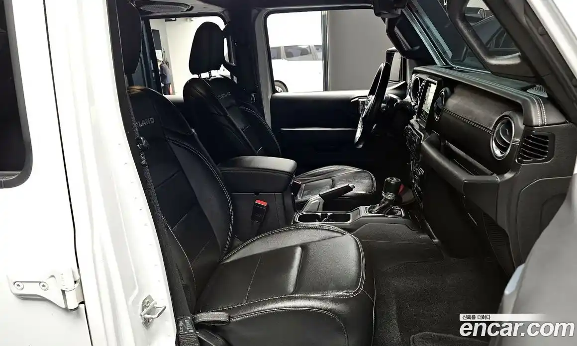 Jeep Wrangler 2021 2.0 гидро в Москве № 232425, фото 10