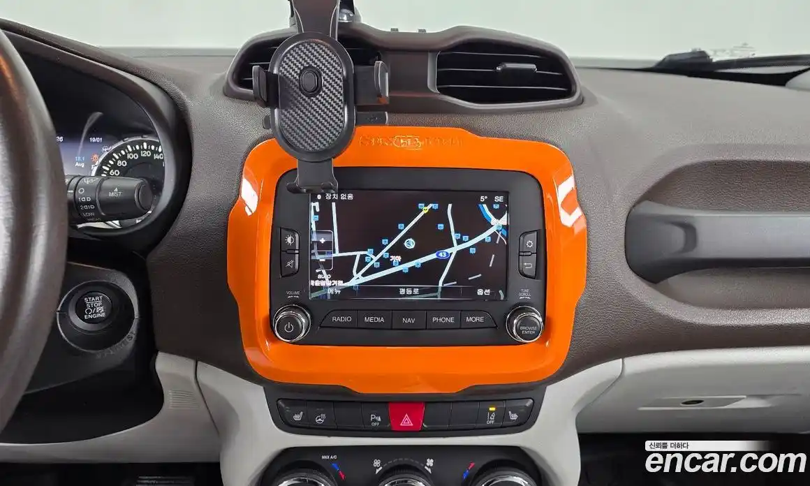 Jeep Renegade 2016 2.0 гидро в Москве № 232672, фото 14