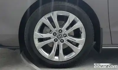 Toyota Sienna 2022 2.5 гидро в Москве № 279743, миниатюра 5