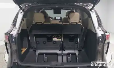 Toyota Sienna 2022 2.5 гидро в Москве № 279743, миниатюра 7