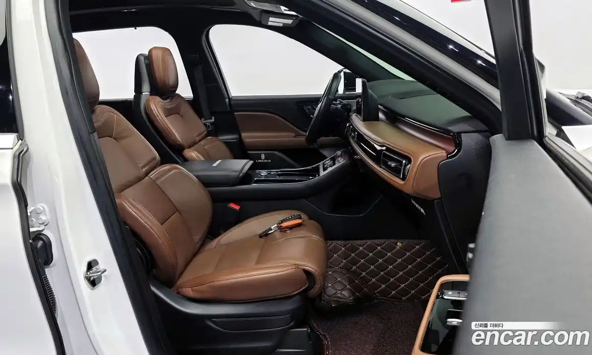 Lincoln Aviator 2021 3.0 гидро в Москве № 282323, фото 11